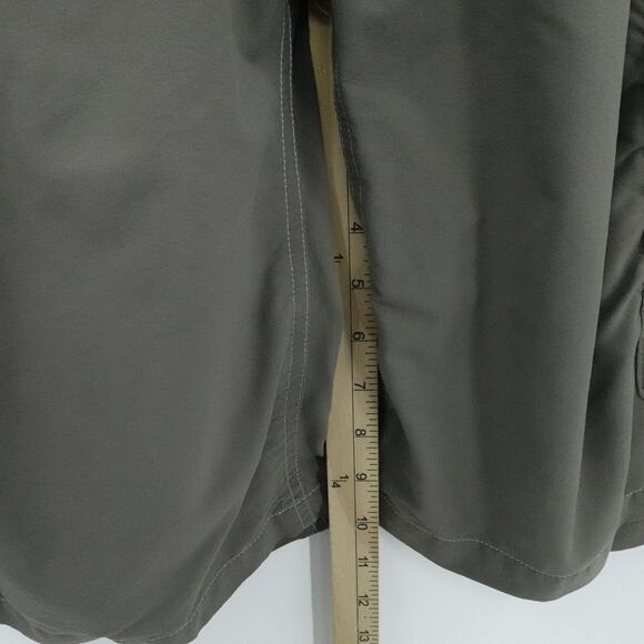 Kuhl Cargo Shorts Mens 32 Gray Quick Dry Hiking Outdoor Stretch Utility Pockets - Picture 10 of 15